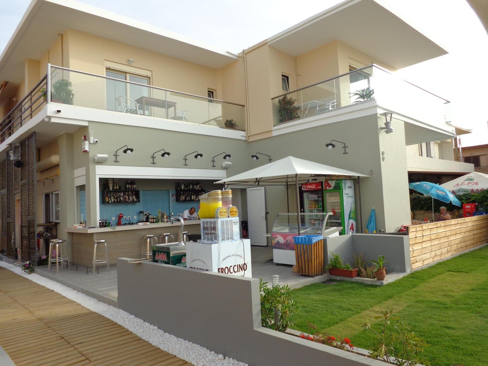 Litinakis Studios Sea View & Litinakis Studios Garden View 700 Meters Away Agia Marina Extérieur photo