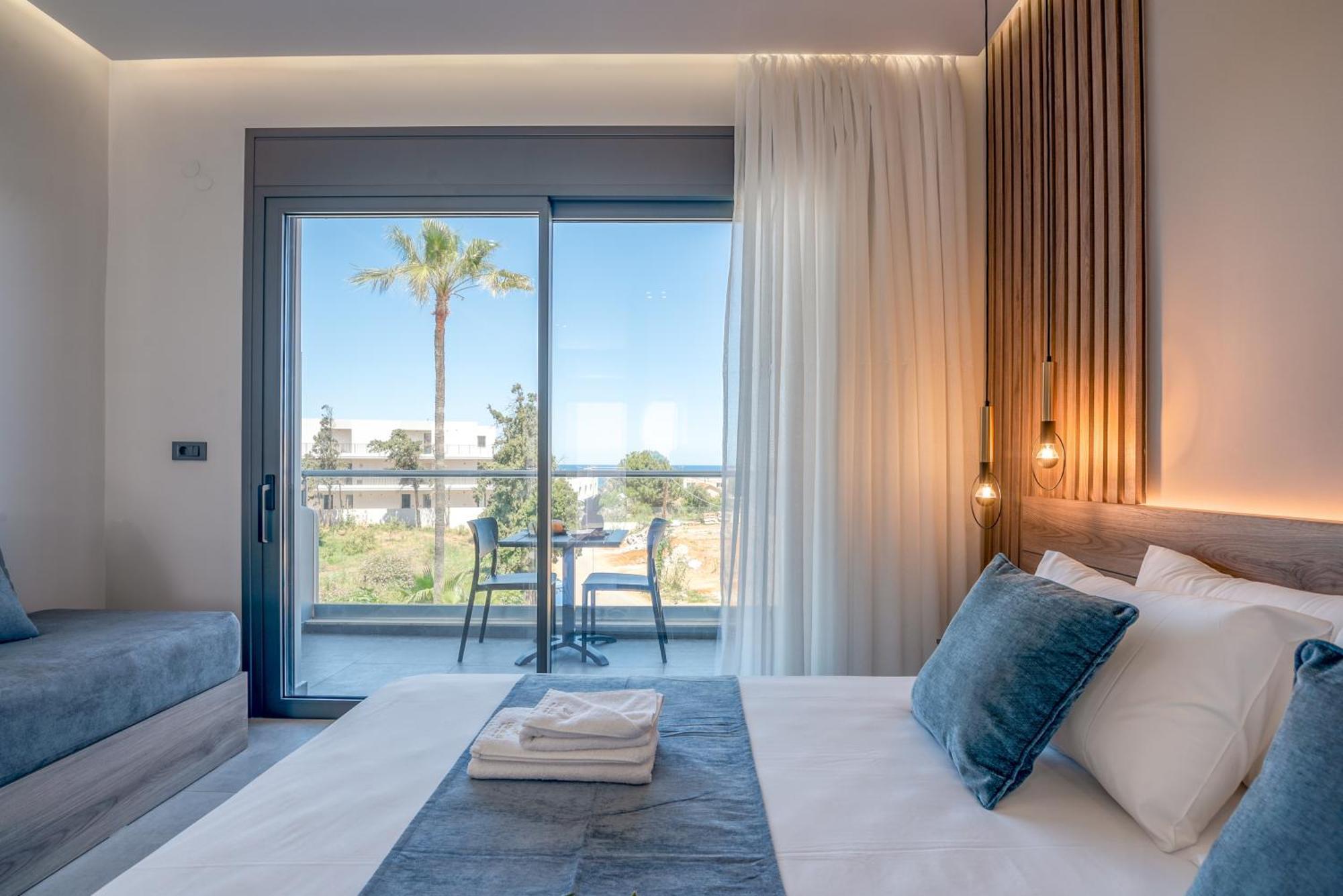 Litinakis Studios Sea View & Litinakis Studios Garden View 700 Meters Away Agia Marina Extérieur photo