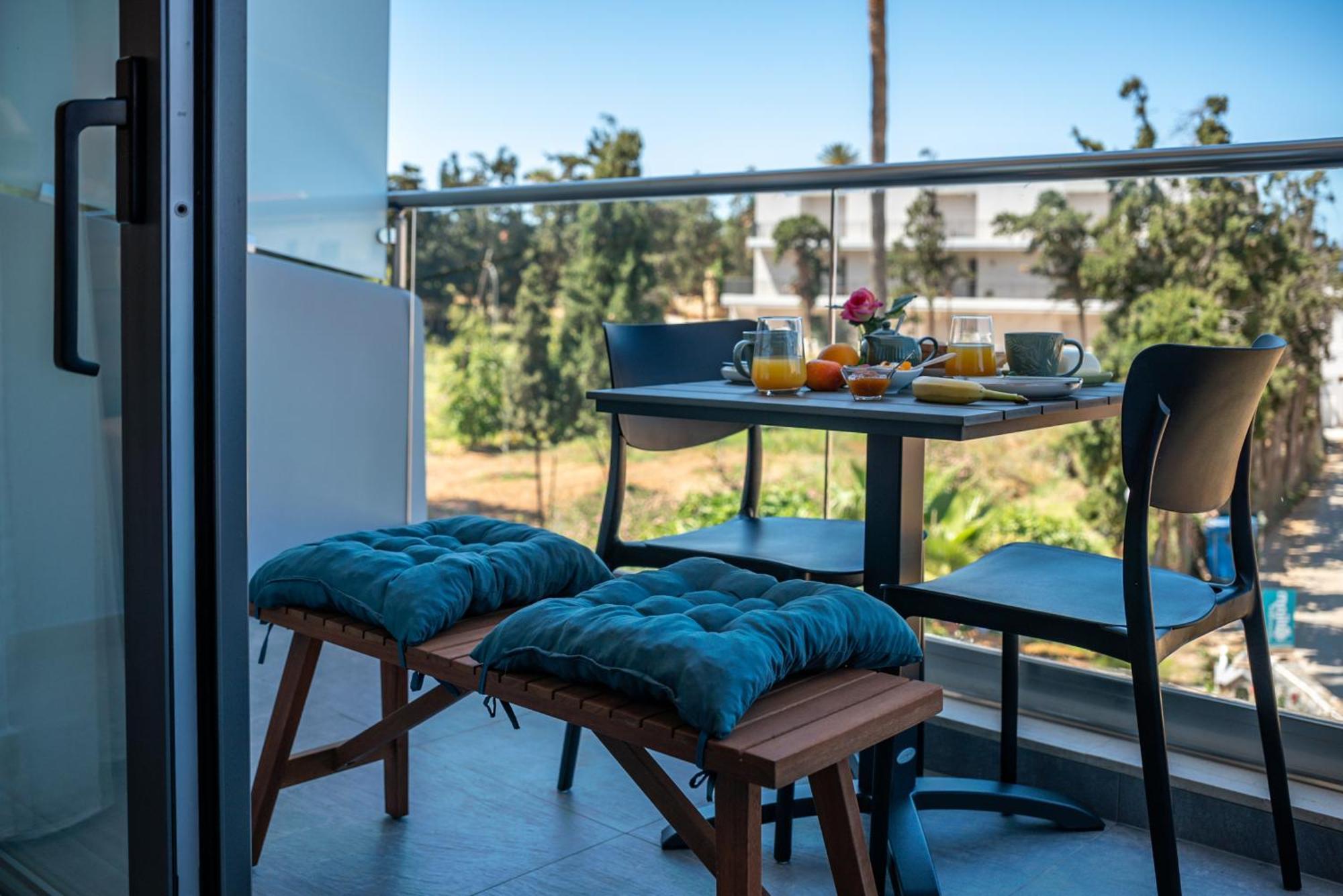 Litinakis Studios Sea View & Litinakis Studios Garden View 700 Meters Away Agia Marina Extérieur photo