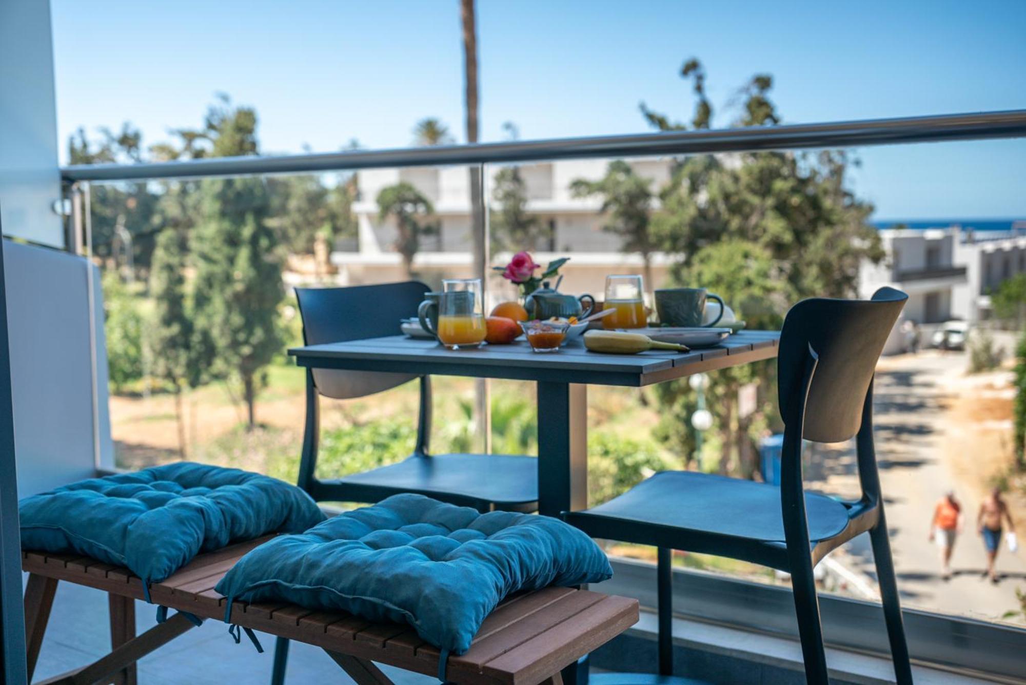 Litinakis Studios Sea View & Litinakis Studios Garden View 700 Meters Away Agia Marina Extérieur photo