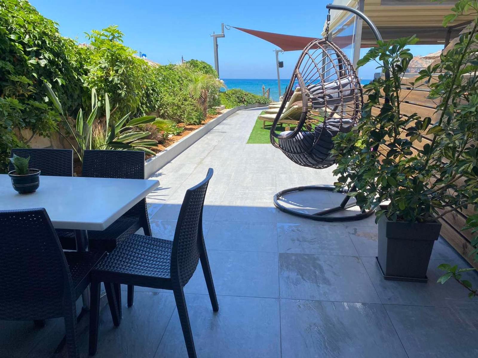 Litinakis Studios Sea View & Litinakis Studios Garden View 700 Meters Away Agia Marina Extérieur photo